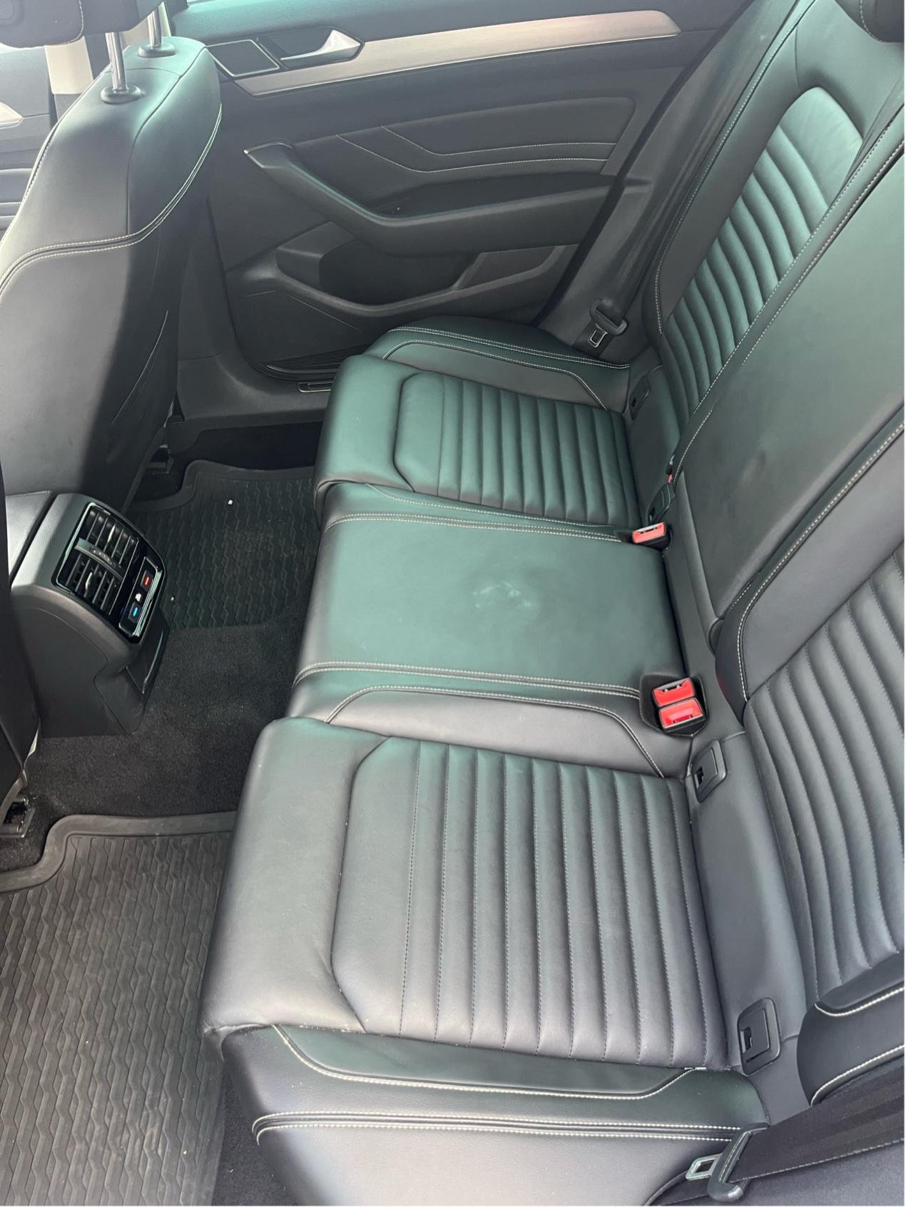 Volkswagen Passat Variant 2.0 TDI DPF SCR 4Motion DSG Sequential, 190hp, 2020