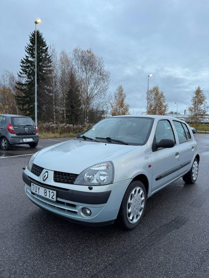 Renault Clio 5-door Hatchback 1.2 Manual, 58hp, 2003