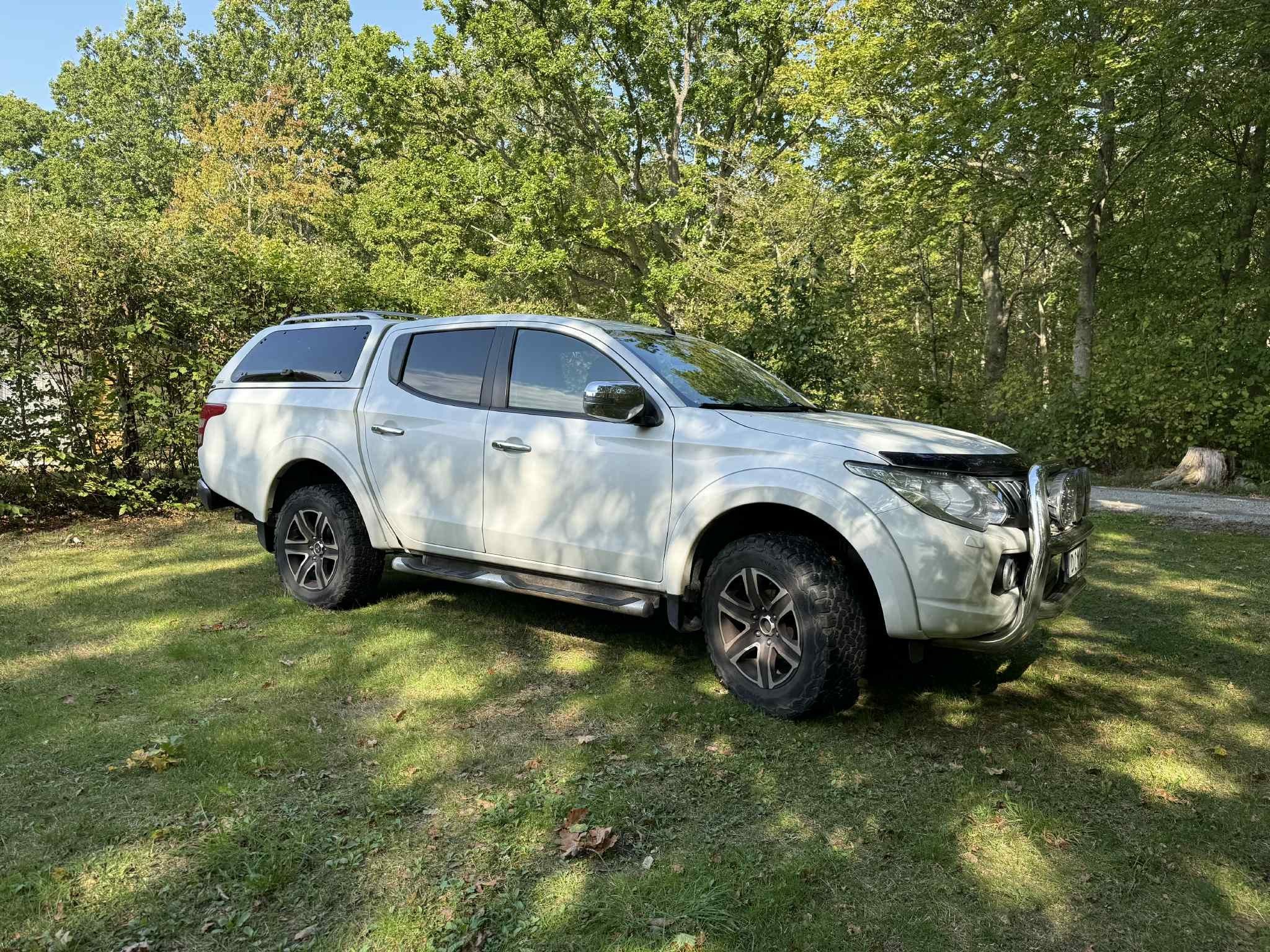 Mitsubishi L200 Dubbelhytt 2.4 DI-D MIVEC SS-4WD-II Automatisk, 181hk, 2016