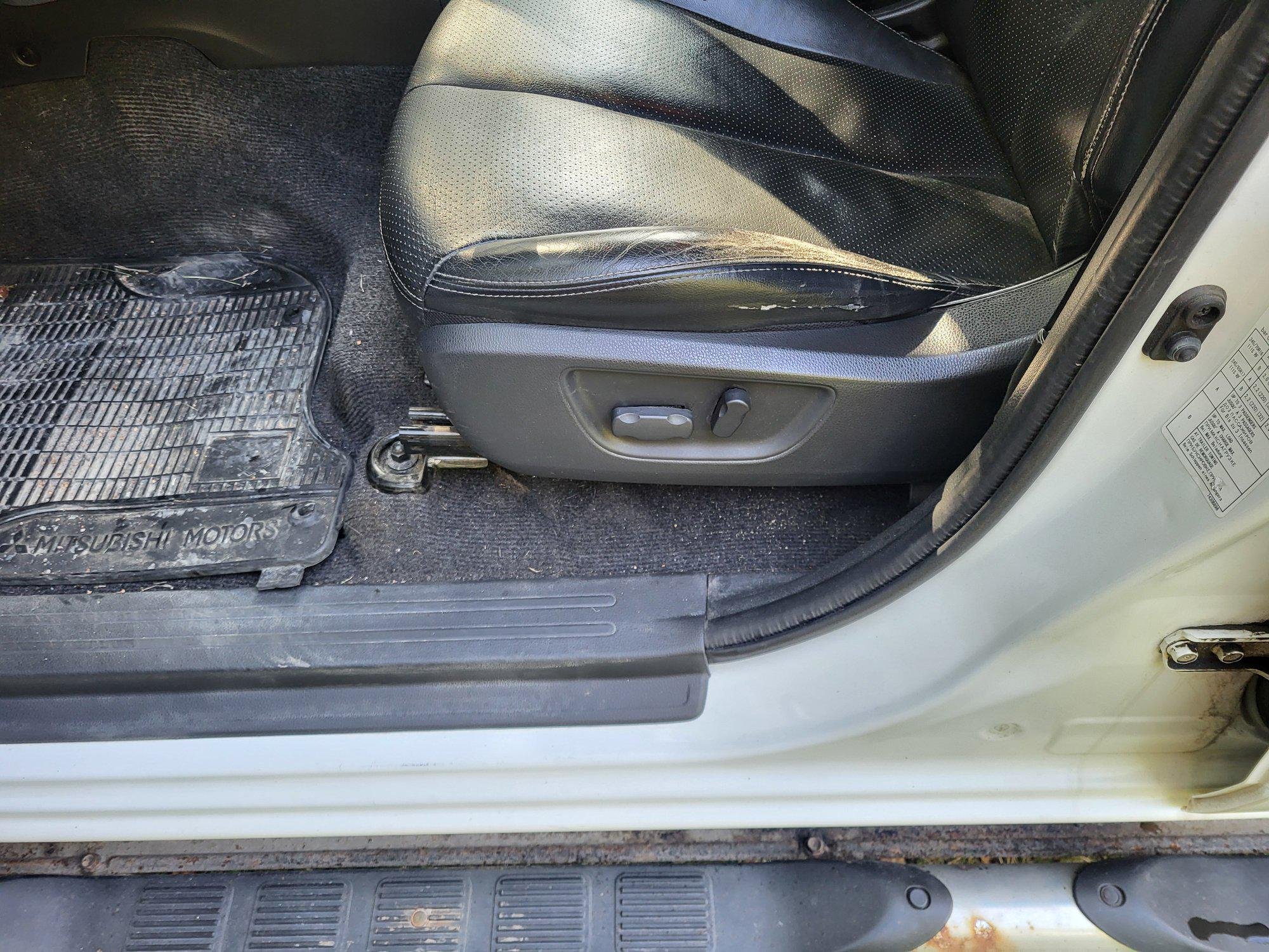 Mitsubishi L200 Dubbelhytt 2.4 DI-D MIVEC SS-4WD-II Automatisk, 181hk, 2016