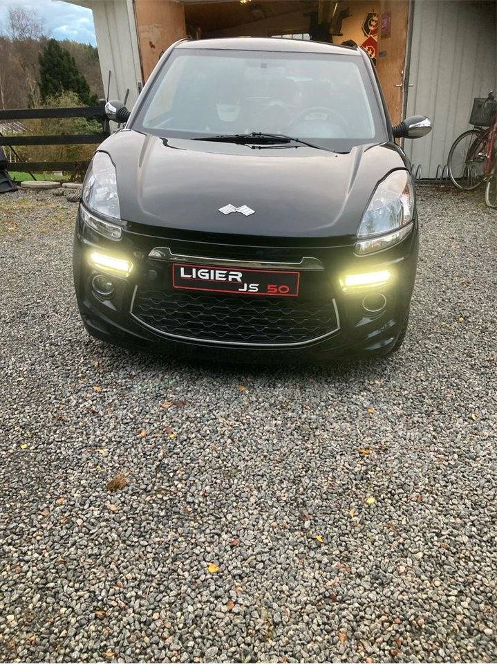 Ligier JS50 0.5 DCI 492 CVT, 5hp, 2014