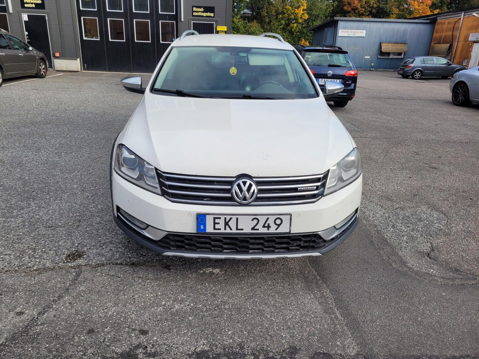 Volkswagen Passat Alltrack 2.0 TDI DPF BMT 4Motion DSG sekvensiell, 6-trinn, 177ps, 2014