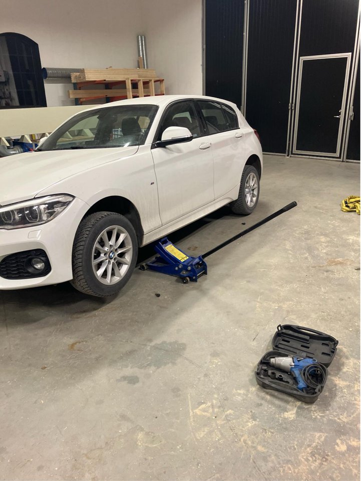 BMW 118i 5-door Manual, 136hp, 2017