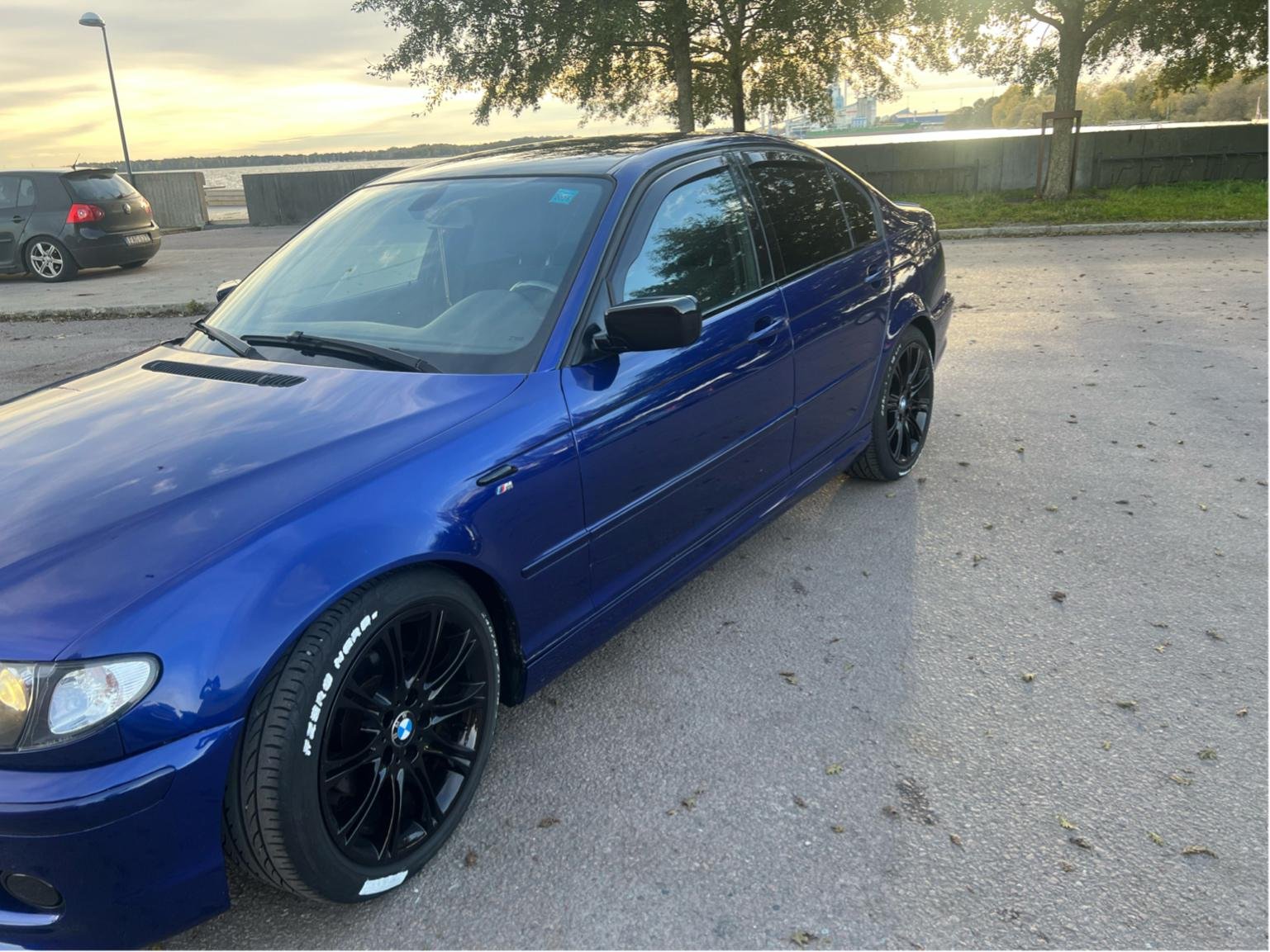 BMW 320i Sedan Automatisk, 5-trinn, 170ps, 2004