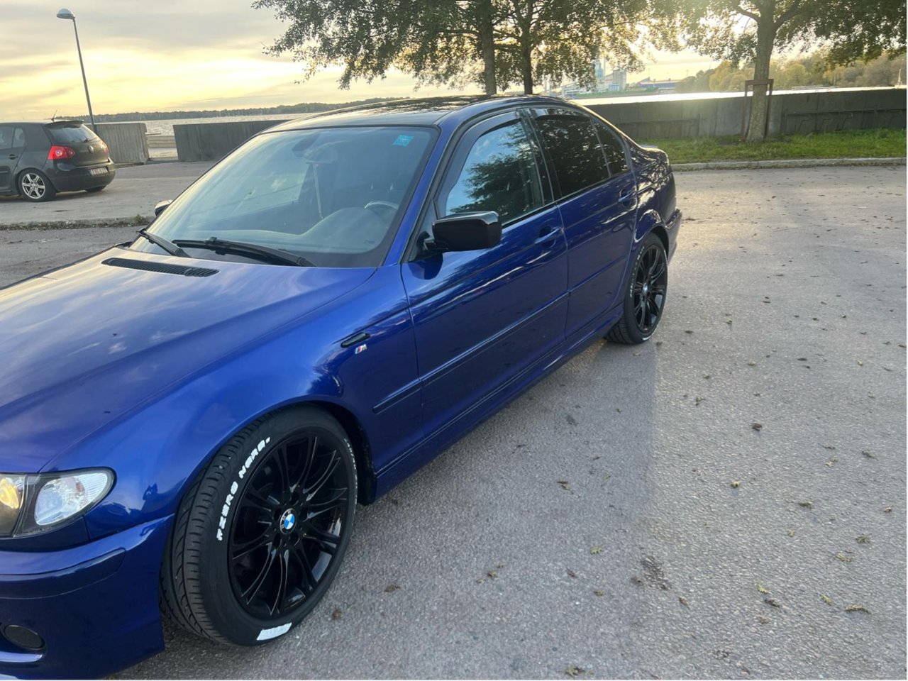 BMW 320i Sedan Automatisk, 5-trinn, 170ps, 2004