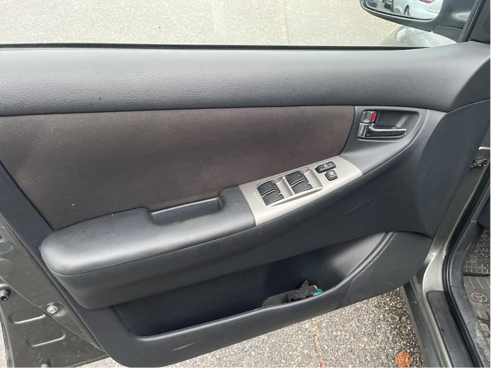 Toyota Corolla 5-dörrars 1.6 VVT-i Manuell, 110hk, 2005