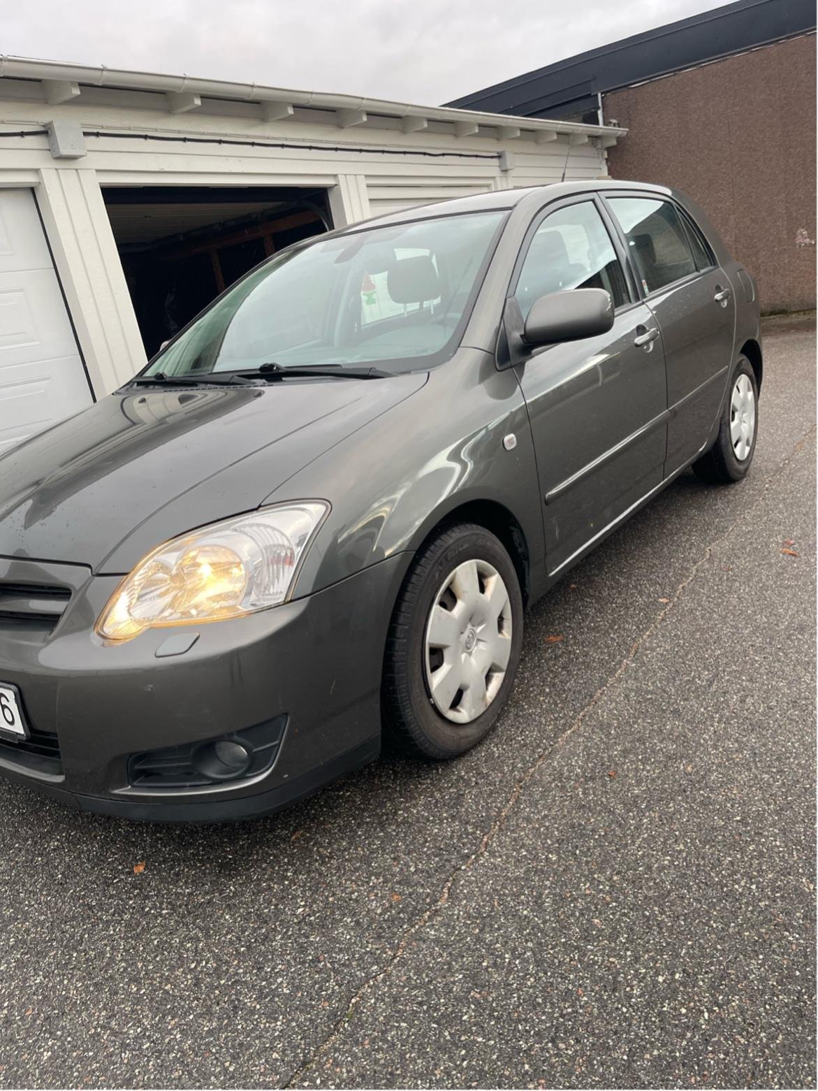 Toyota Corolla 5-dörrars 1.6 VVT-i Manuell, 110hk, 2005