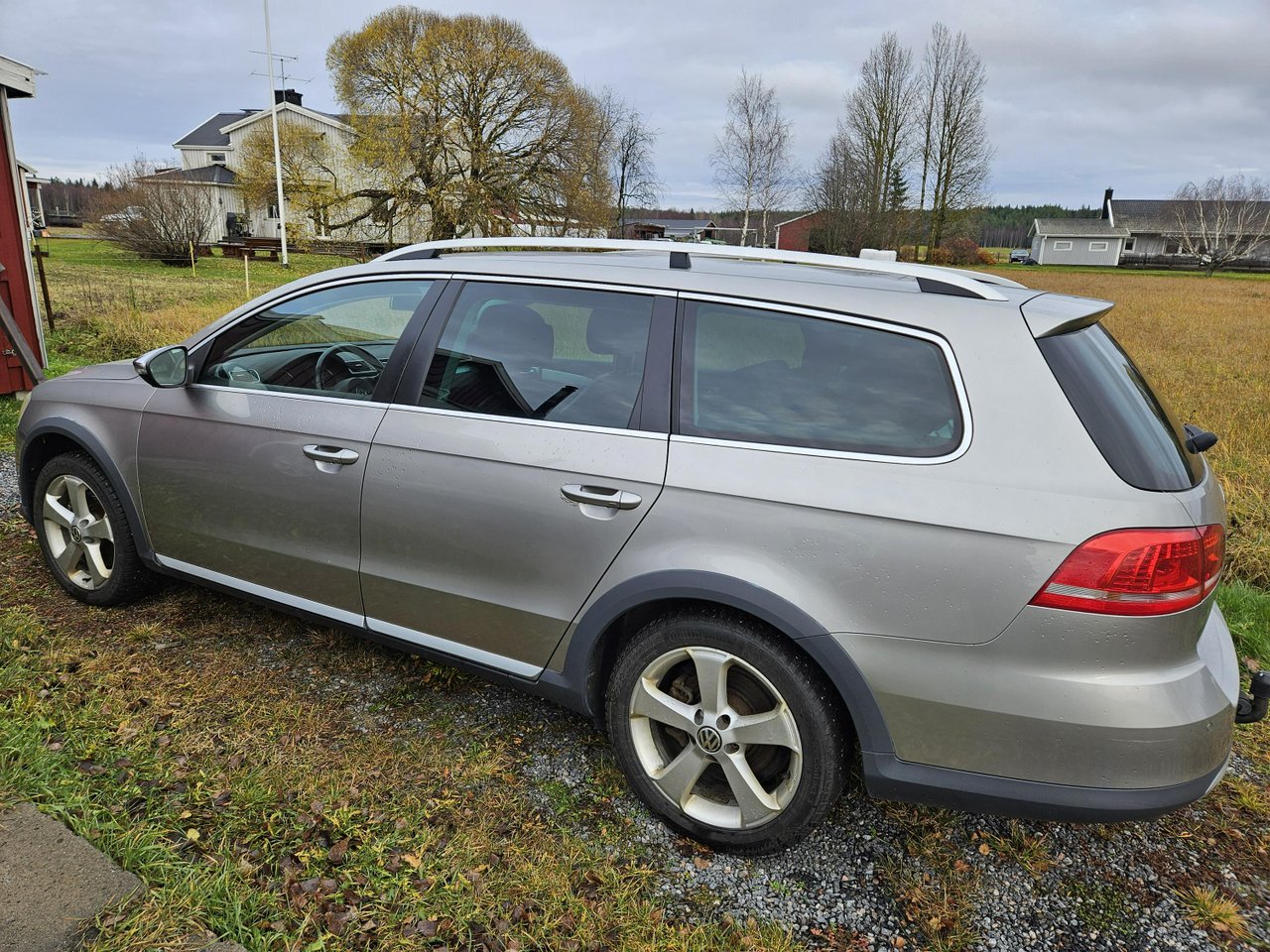 Volkswagen Passat Alltrack 2.0 TDI DPF BMT 4Motion DSG sekvensiell, 6-trinn, 170ps, 2013