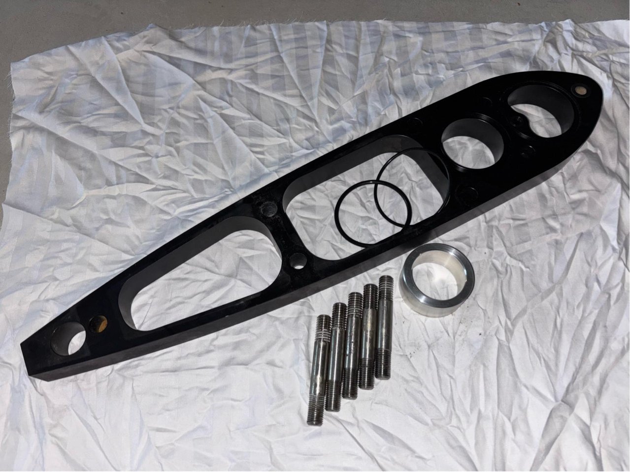 Spacer 1 tum Bravo Mercruiser 