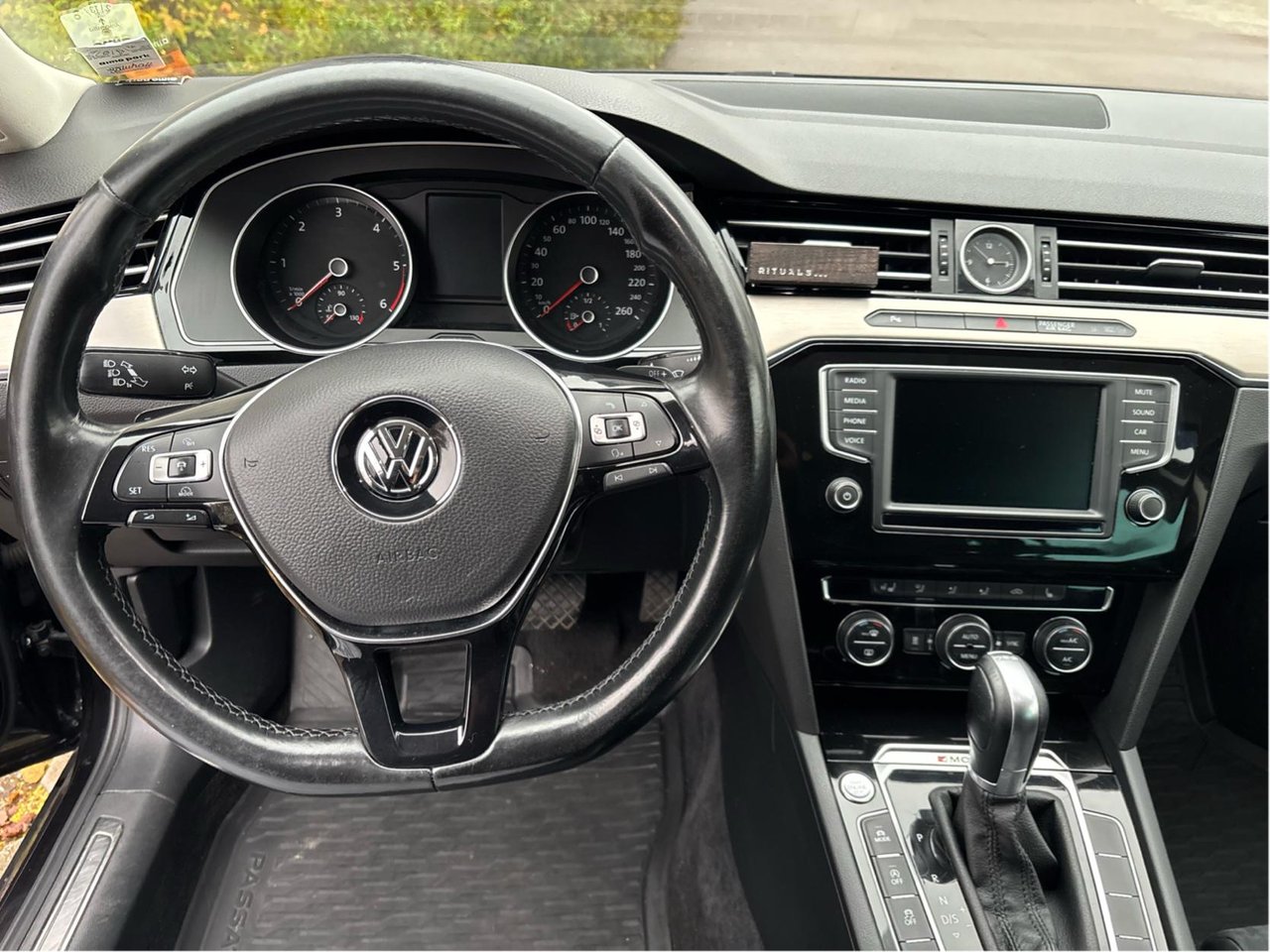Volkswagen Passat Sportscombi 2.0 TDI DPF SCR BMT 4Motion DSG Sekventiell, 190hk, 2016