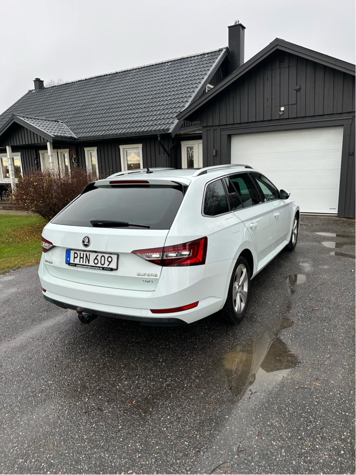 Škoda Superb Stasjonsvogn 2.0 TDI 4x4 SCR DSG sekvensiell, 6-trinn, 190hk, 2017