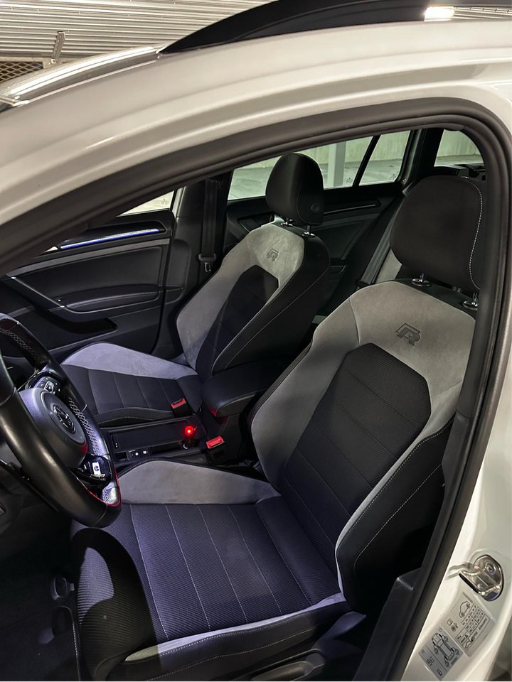 Volkswagen Golf Variant R 2.0 TSI BMT 4Motion DSG sekvensiell, 6-trinn, 300ps, 2017