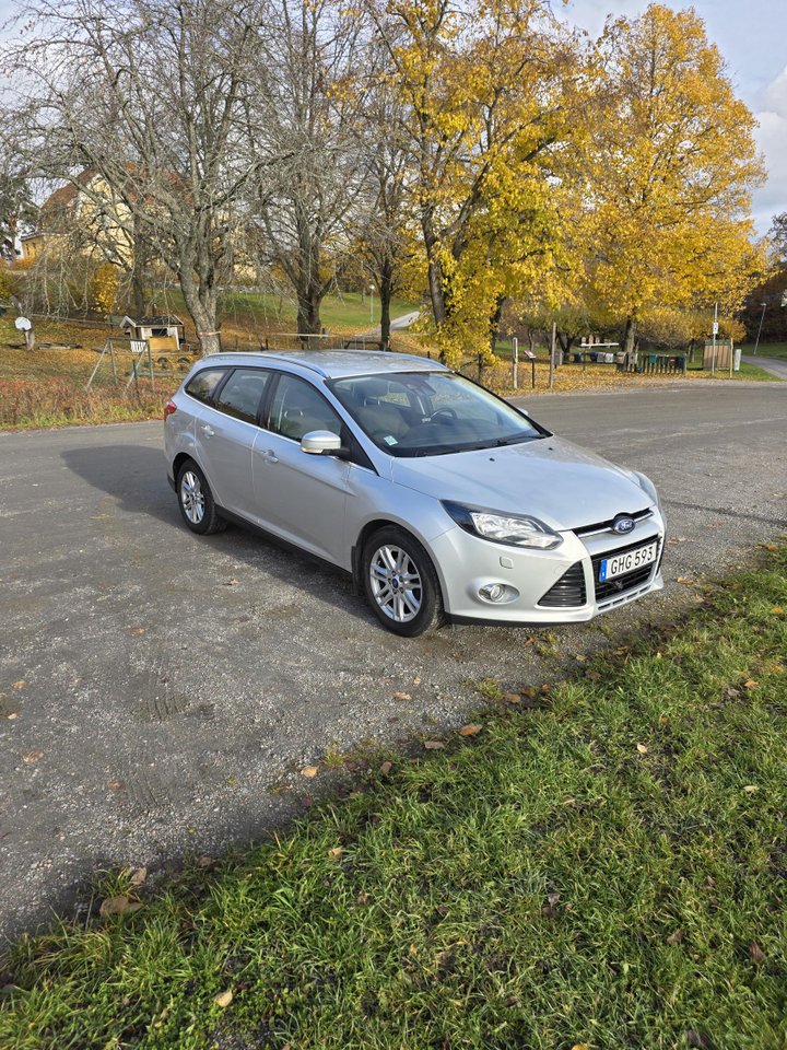 Ford Focus Combi 1.0 EcoBoost Manual, 100hp, 2014