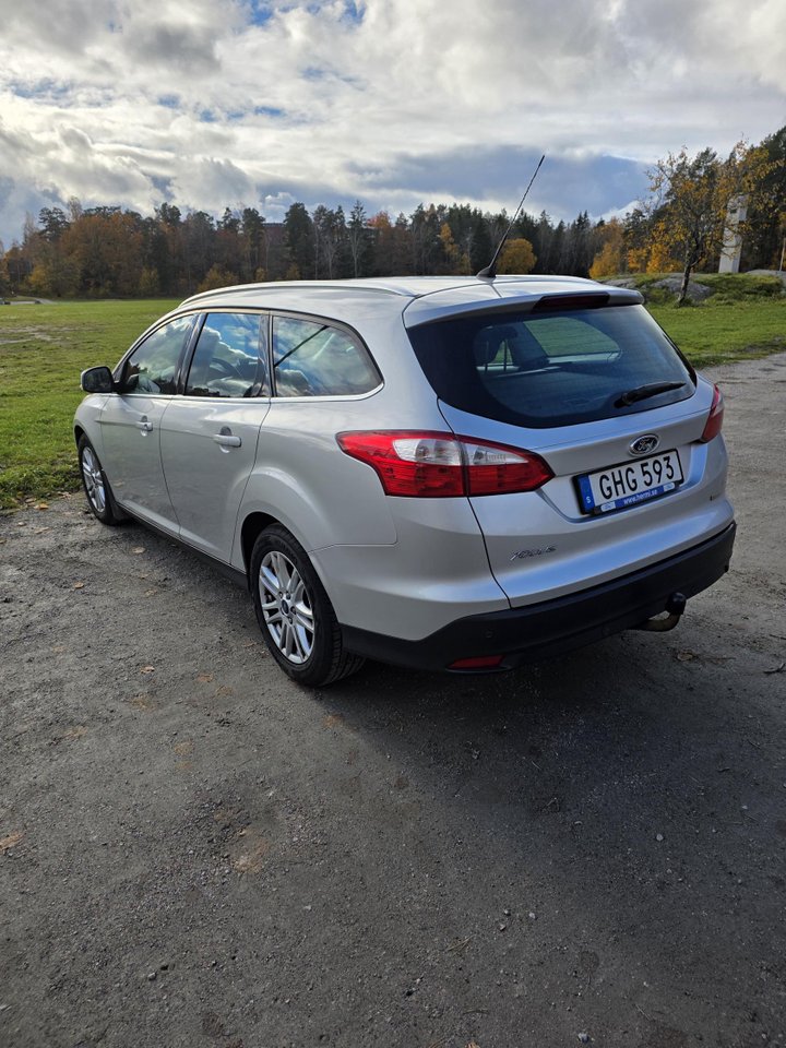 Ford Focus Combi 1.0 EcoBoost Manual, 100hp, 2014