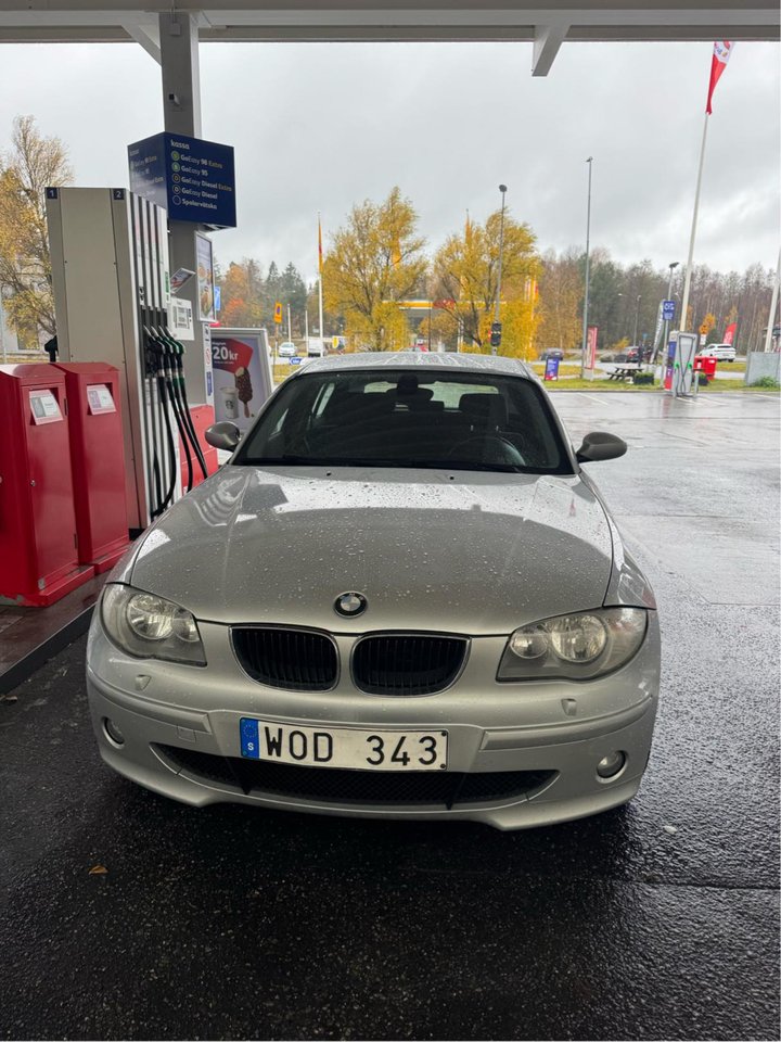 BMW 120i e87