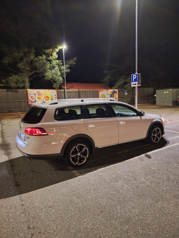 Volkswagen Passat Alltrack 2.0 TDI DPF BMT 4Motion DSG Sequential, 170hp, 2012