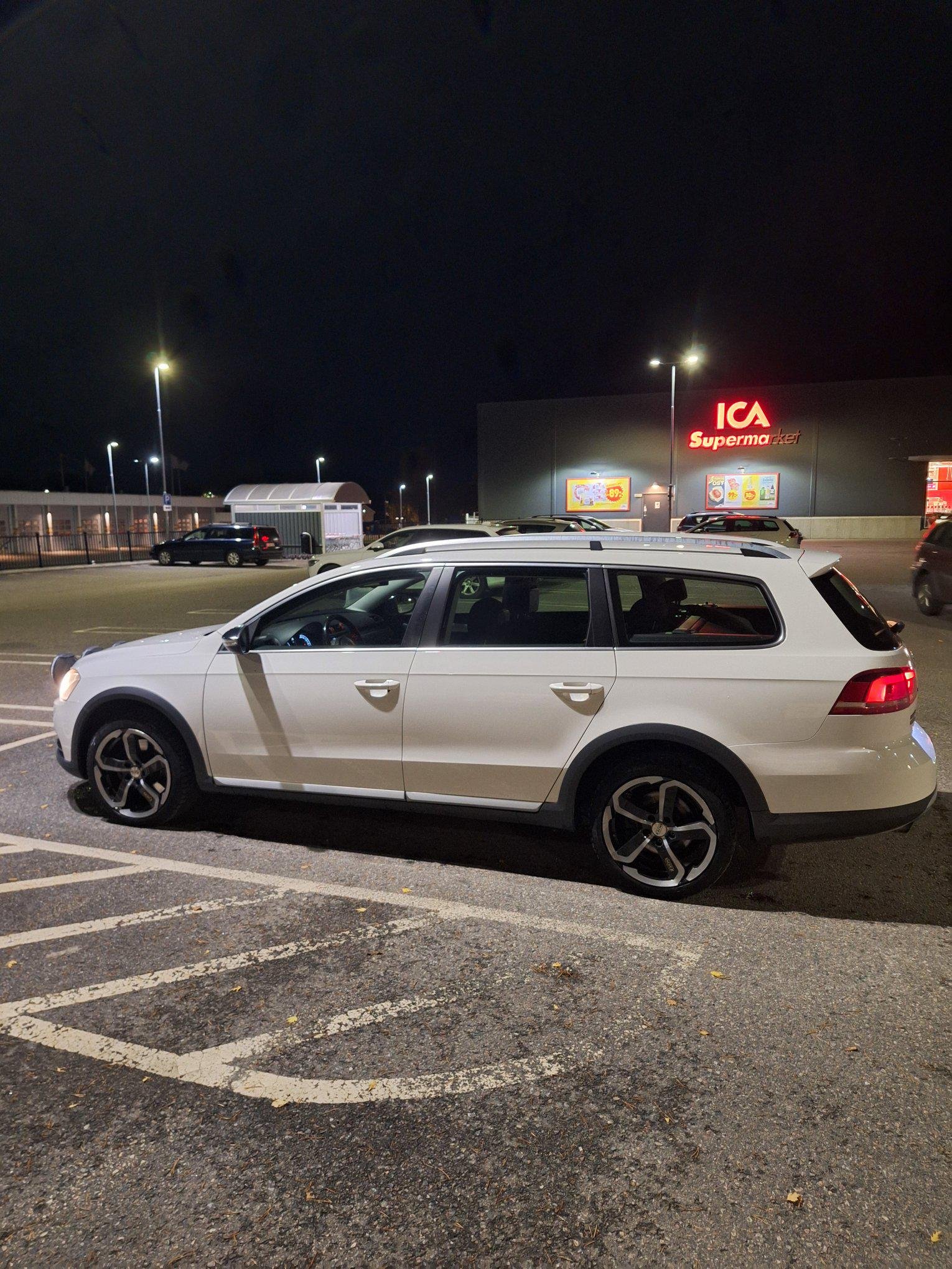 Volkswagen Passat Alltrack 2.0 TDI DPF BMT 4Motion DSG Sequential, 170hp, 2012