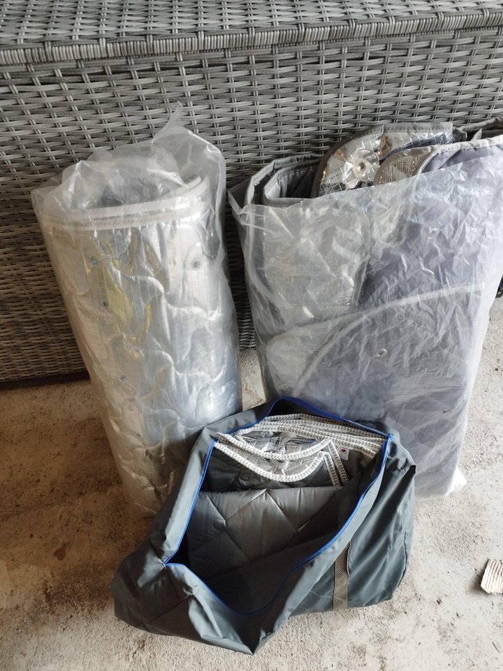 Isolermatta hytt, solcell,cam...