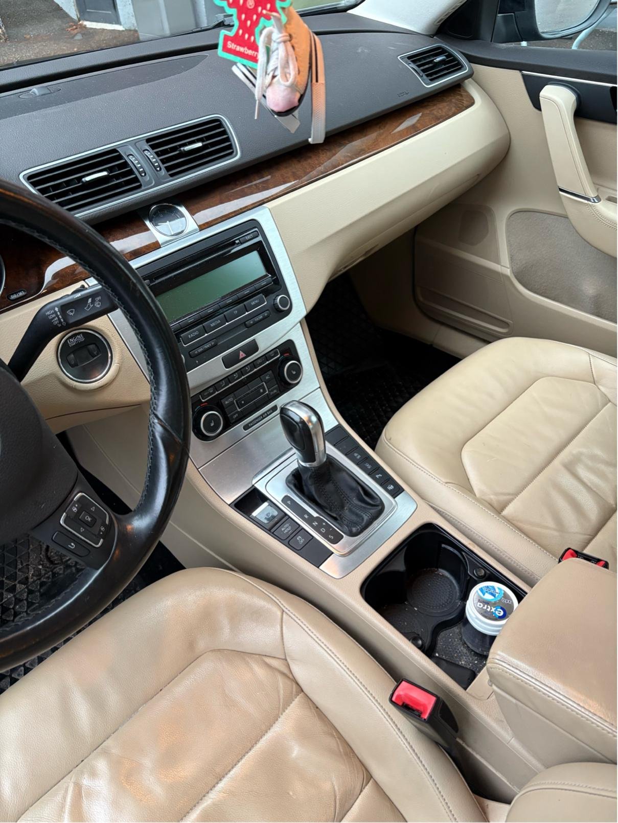 Volkswagen Passat 2.0 TDI DPF BMT DSG Sekventiell, 170hk, 2011