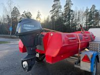 River 350 med Yamaha 15 Hk motor samt 80 Km/H släp - 2020