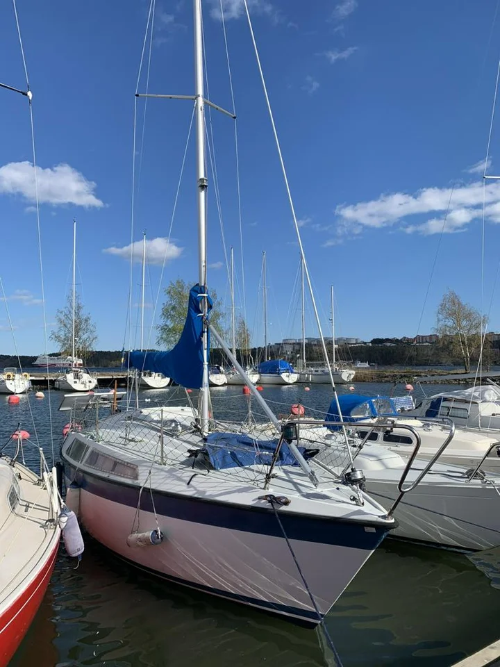 Beautiful Sunwind 26 sailboat for sale! image