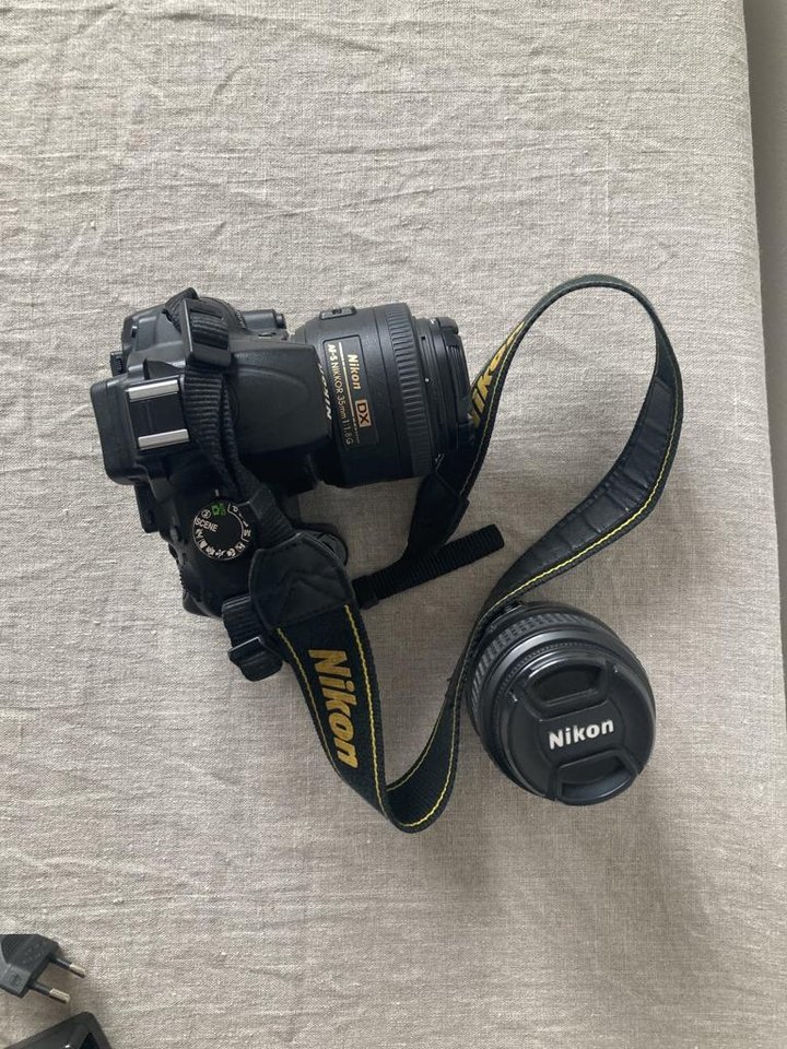 Nikon D5000 systemkamera