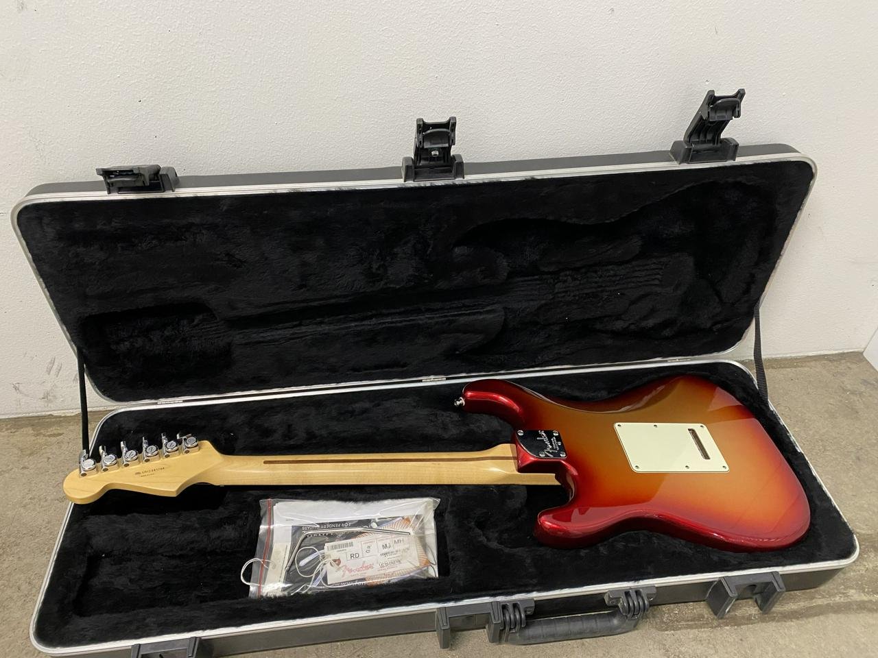 Fender American Deluxe Strato...