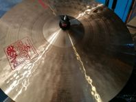 Paiste och Ufip Ridecymbal