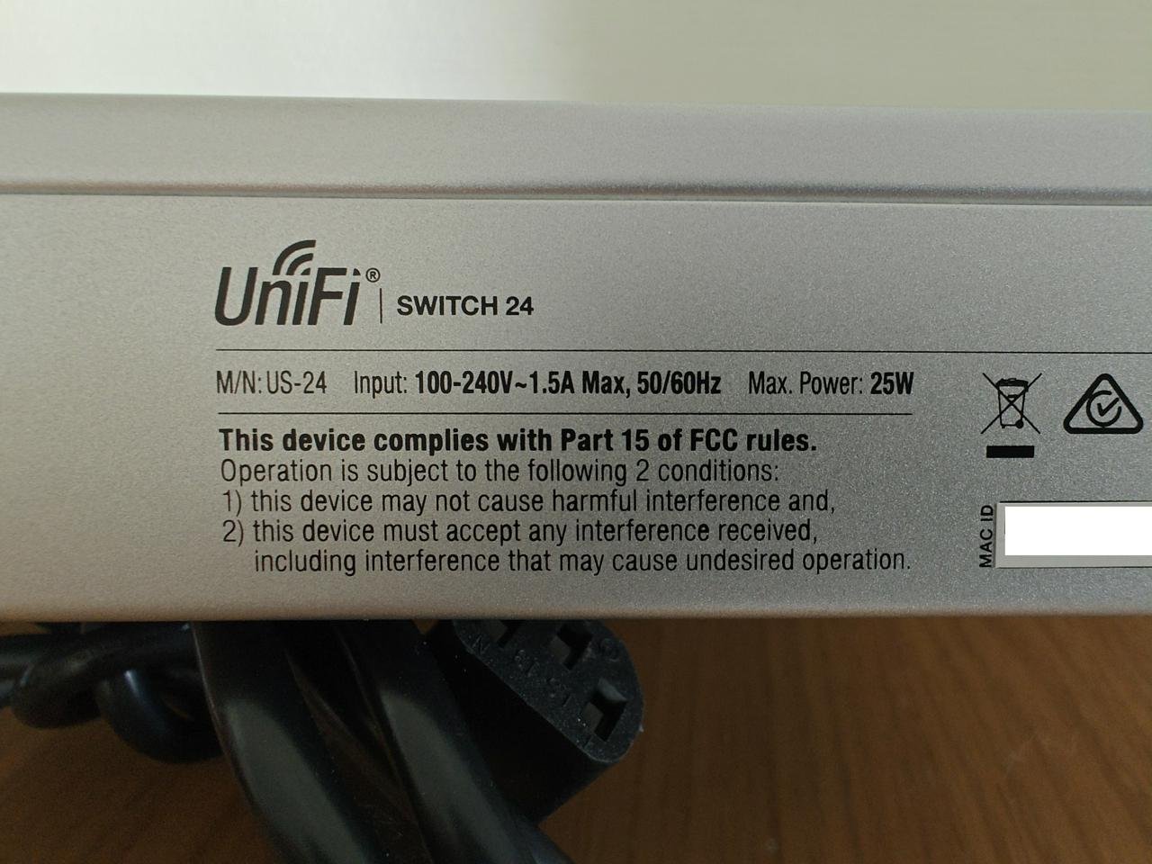 Ubiquiti UniFi US-24 Switch