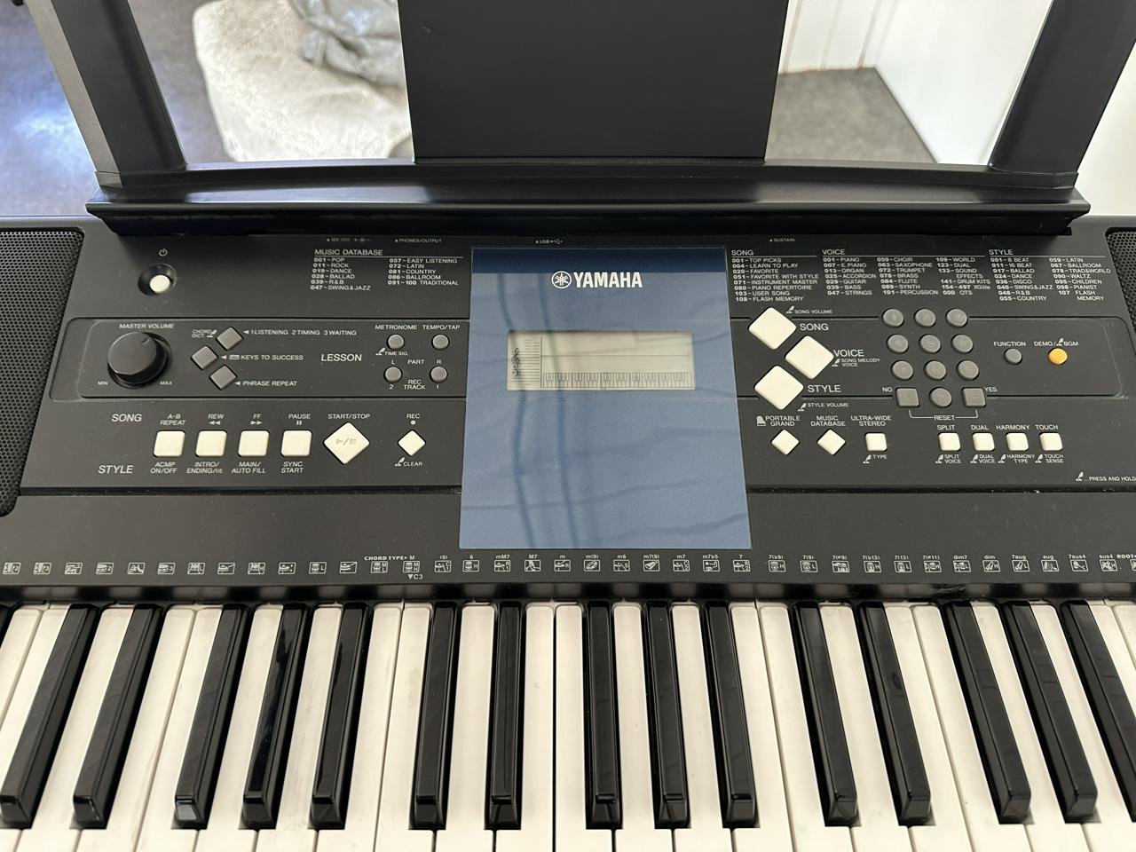 Yamaha PSR E333 Keyboard och ...