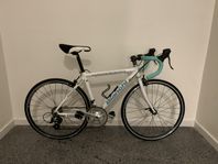 Bianchi 7000 Alloy 24tum Barn racer