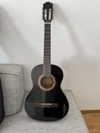 Cataluna SGN C61 gitarr stl 3/4 med gig bag i nyskick 