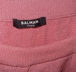 Balmain rosa topp med guldknappar