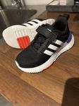 Adidas skor barn 