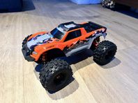 Traxxas Maxx V1 ”uppgraderad”