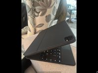 iPad Pro 12,9 (femte gen) 128 GB / 2021  + Magic Keyboard