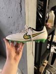 Nike magista opus 39