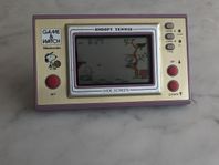 GAME & WATCH