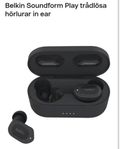 Belkin Soundform Play trådlösa hörlurar in ear.