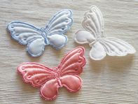 3 nya fjärilar mjuka o fint broderade, textil dekor, sömna