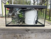 Akvarium 60 liter med pump 