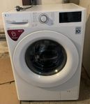 LG tvättmaskin 8 kg (AI, Steam Care mm) - nypris 7000 kr