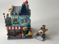 Lego 31105 Townhouse Toy Store