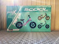  SCOOL PEDEX RACE Barncyklar