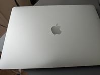 Macbook Pro 13.3 tum M1 chip