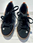 DC SHOES, SKATESKO, JUNIOR, strl 33