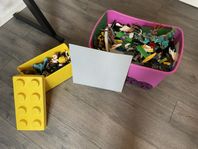 Massor av Lego