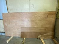 Mahogny plywood