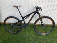 SCOTT Genius 900 Tuned - full kolfiber med Di2