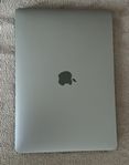 MacBook Pro M2 2022